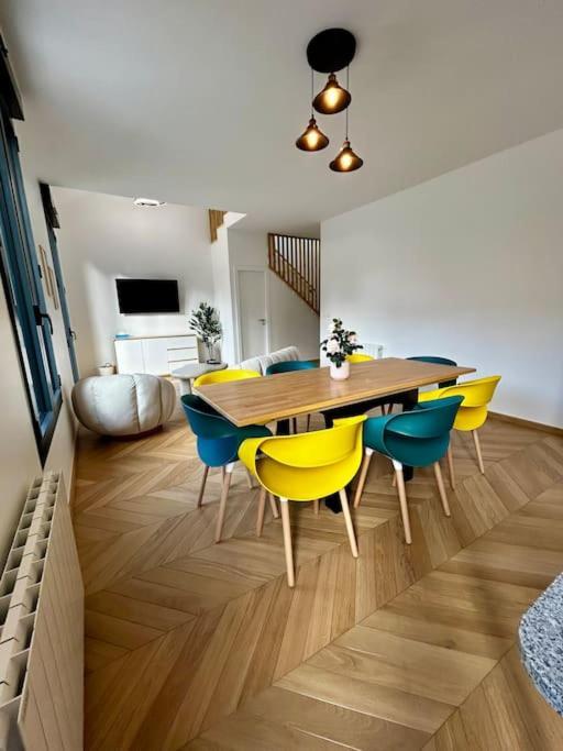 Maison Cosy, Grand Paris, A 3 Minutes Du Metro Villejuif Bagian luar foto