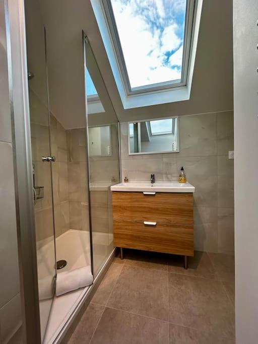 Maison Cosy, Grand Paris, A 3 Minutes Du Metro Villejuif Bagian luar foto
