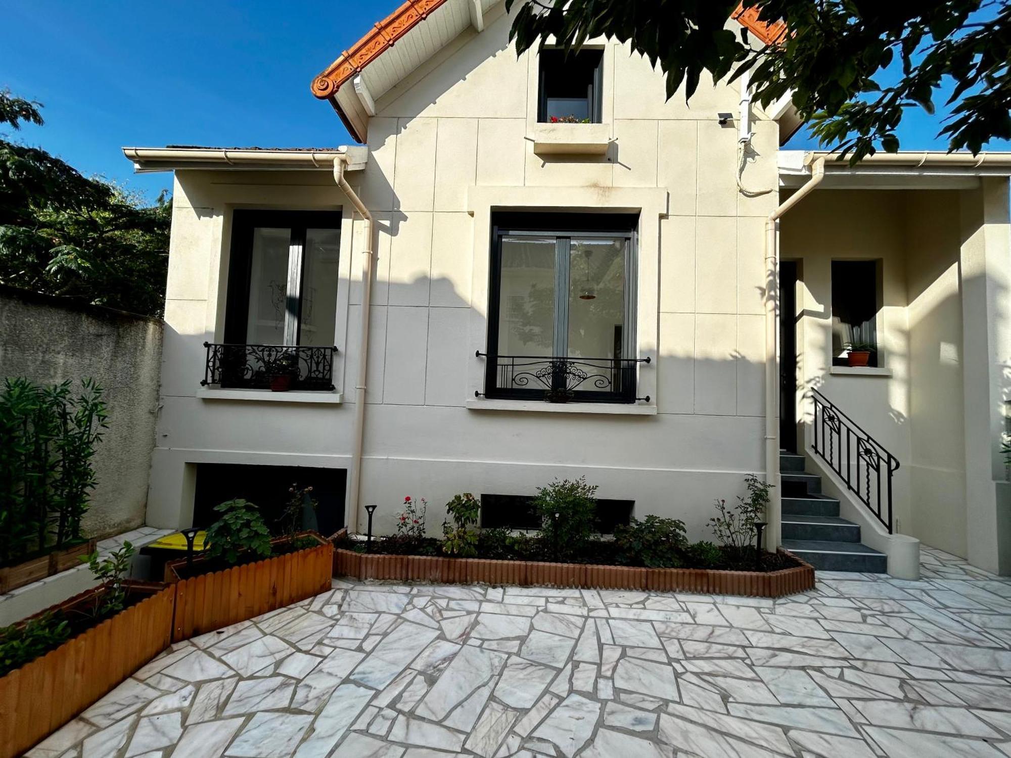 Maison Cosy, Grand Paris, A 3 Minutes Du Metro Villejuif Bagian luar foto